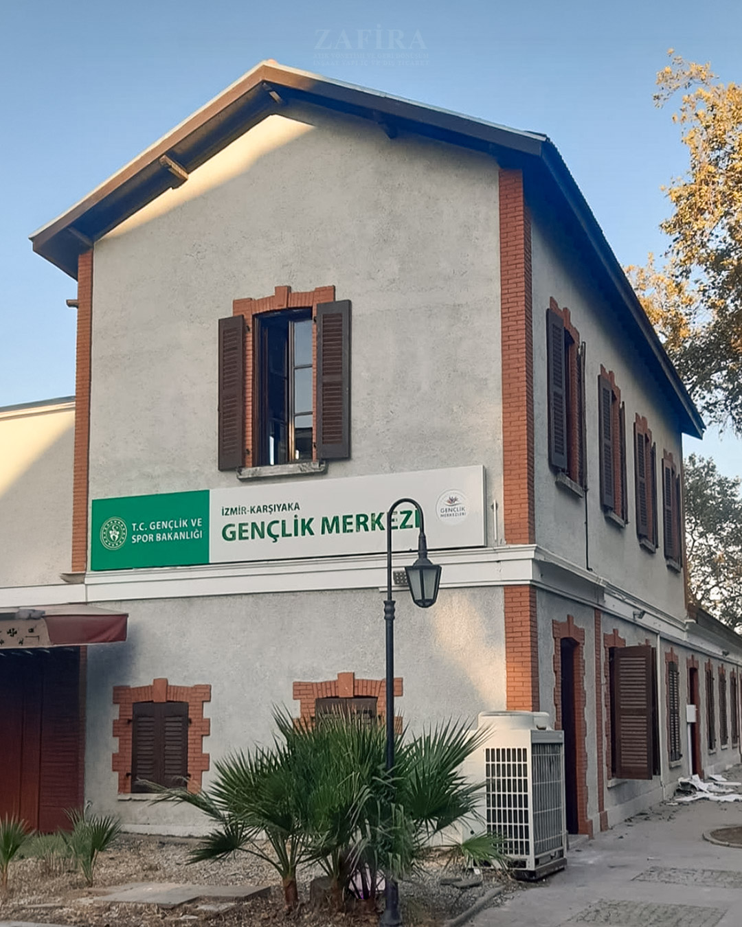 Karşıyaka Gençlik Merkezi